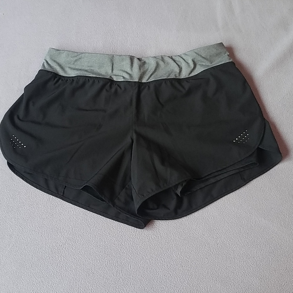 Athletic shorts